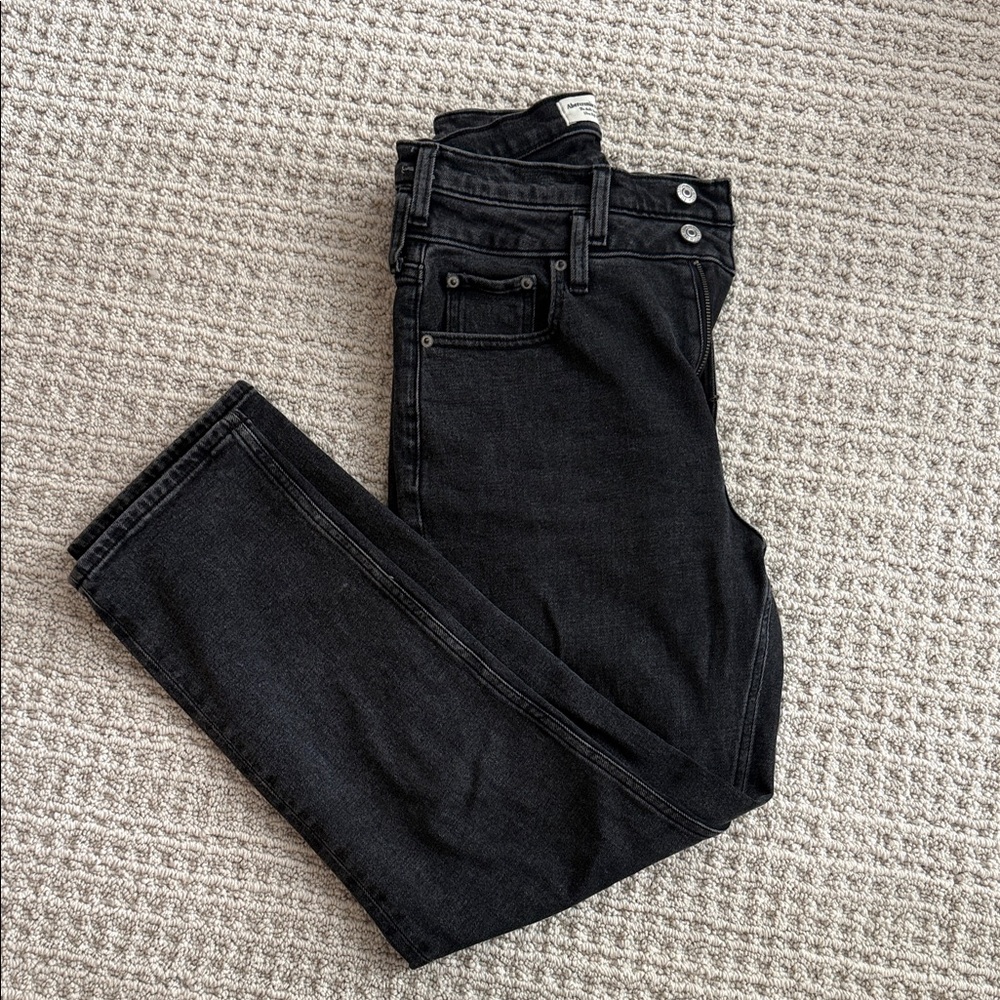 Abercrombie Ultra High Rise Ankle Straight Jeans
